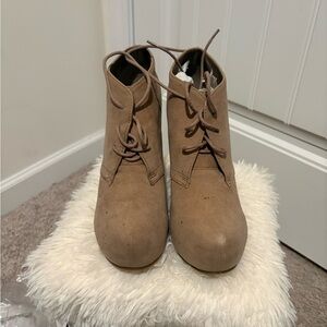 Tan Ankle Boots for Women